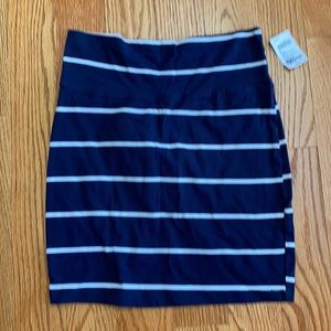 Striped skirt size M